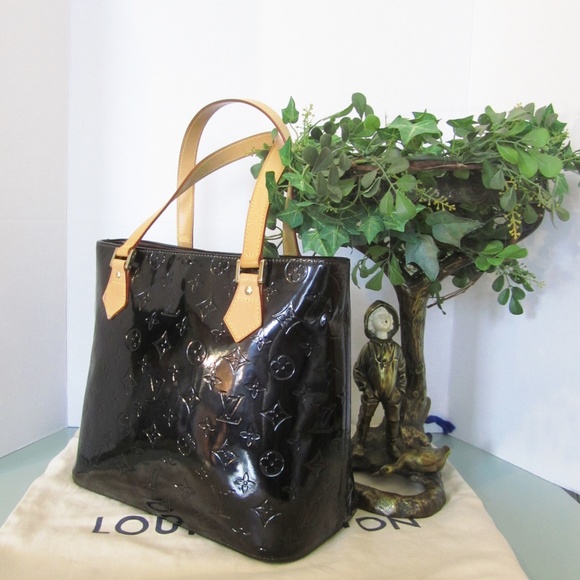 Louis Vuitton Handbags - Louis Vuitton Vernis Houston Dark Brown/ Mocha EUC